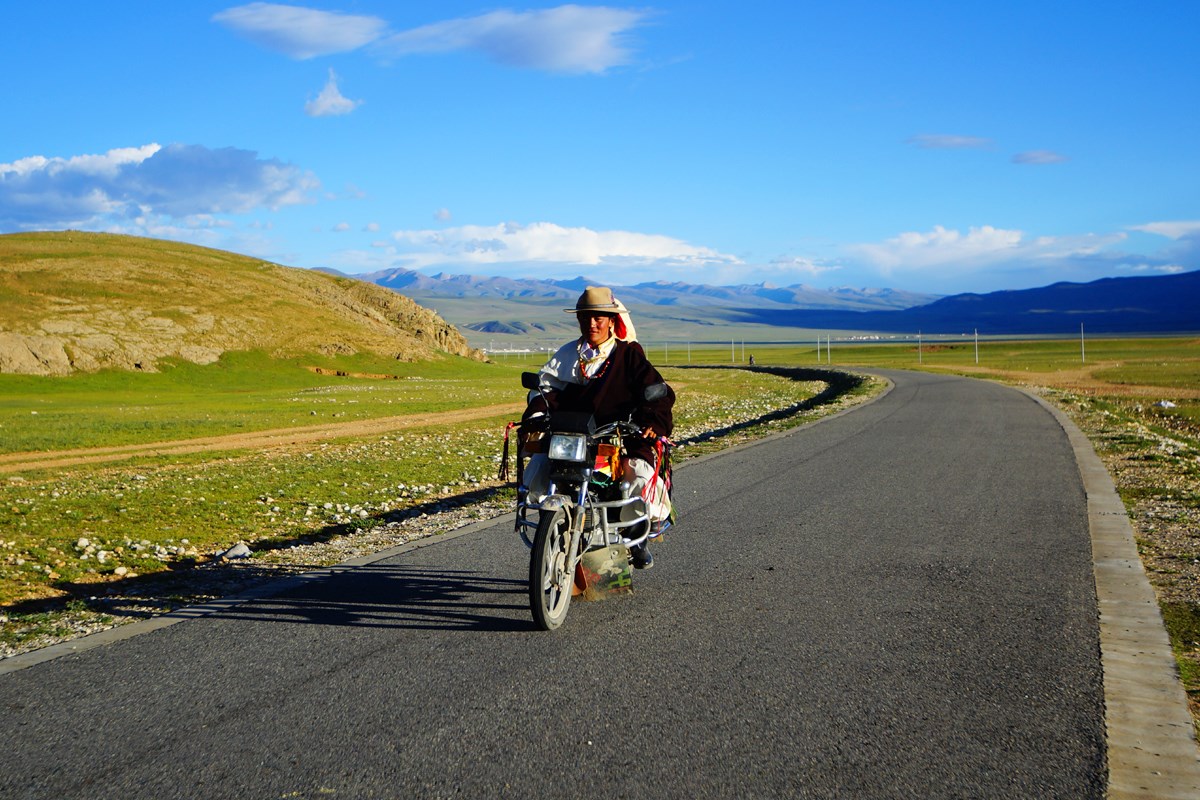 Tibetischer Motorradfahrer