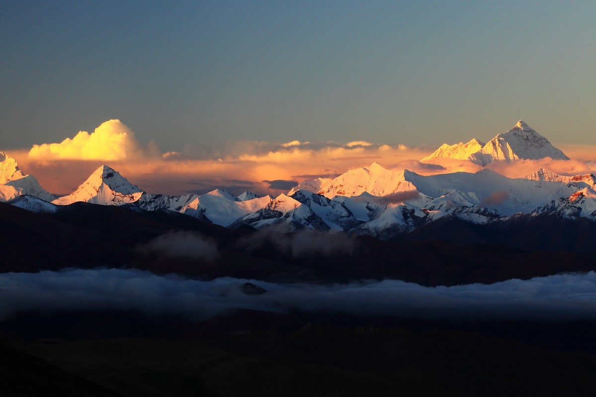 Sonnenaufgang von Qomolangma, Himalaya
