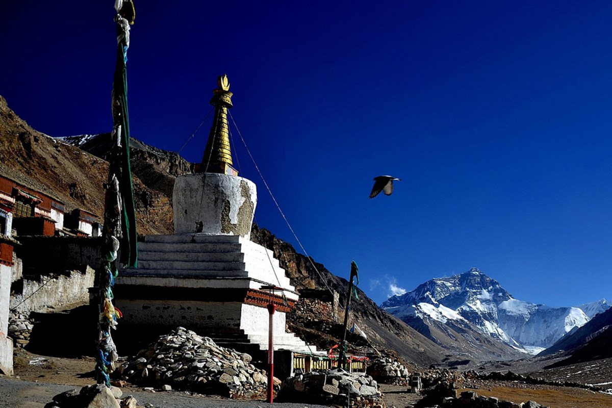 Rongbuk Kloster und Everest 