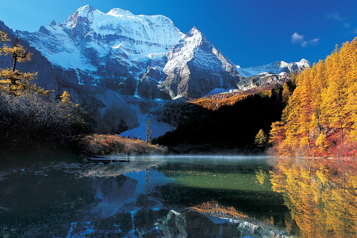 Xiannairi Berg in Yading