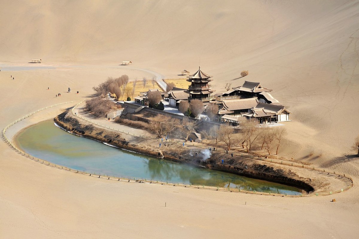 Yueya Quan (Mondsichelsee) in Dunhuang