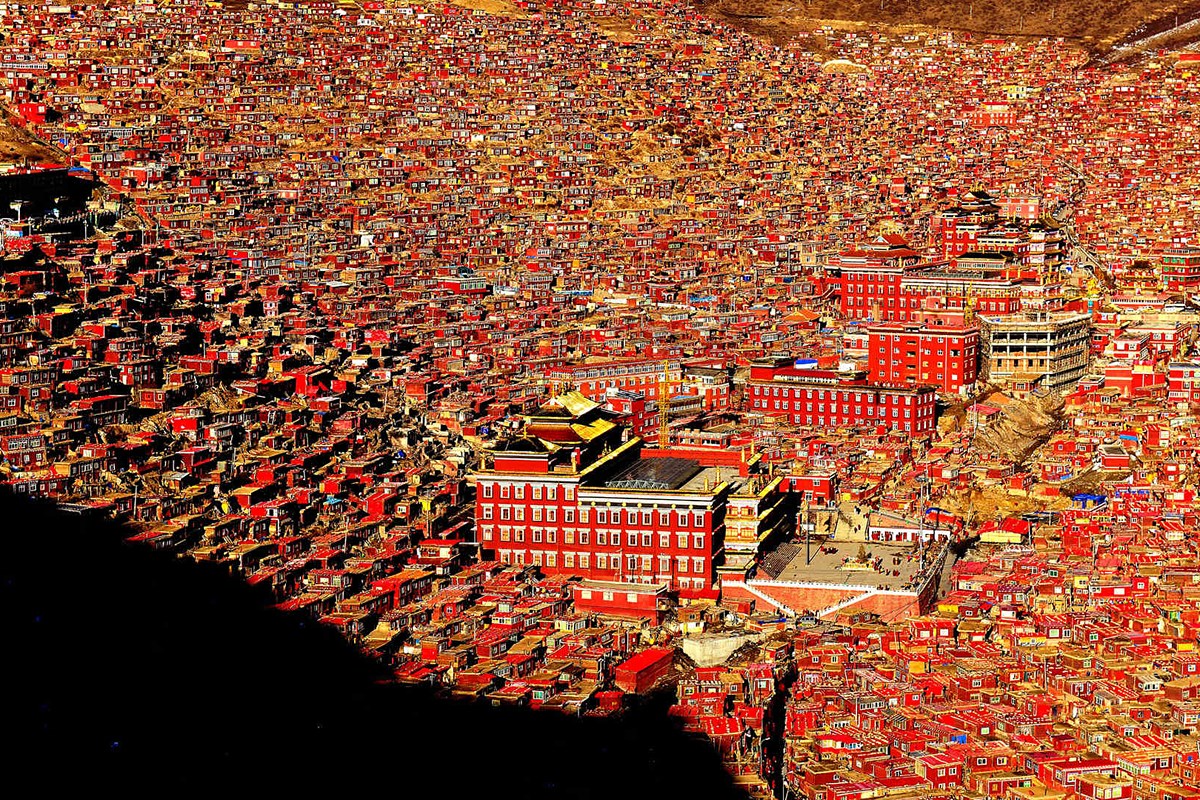 Larung Gar